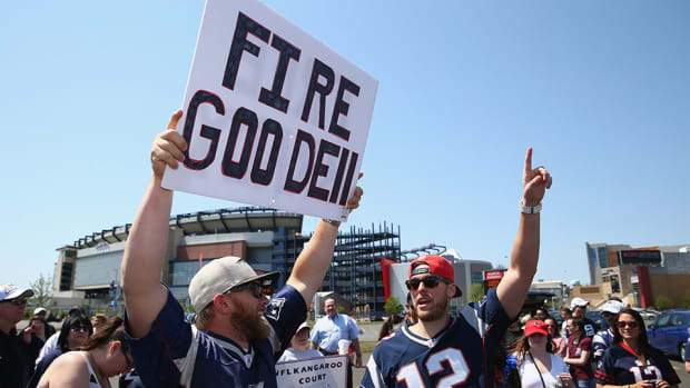 patriots-fans-deflategate-lawsuit.jpg